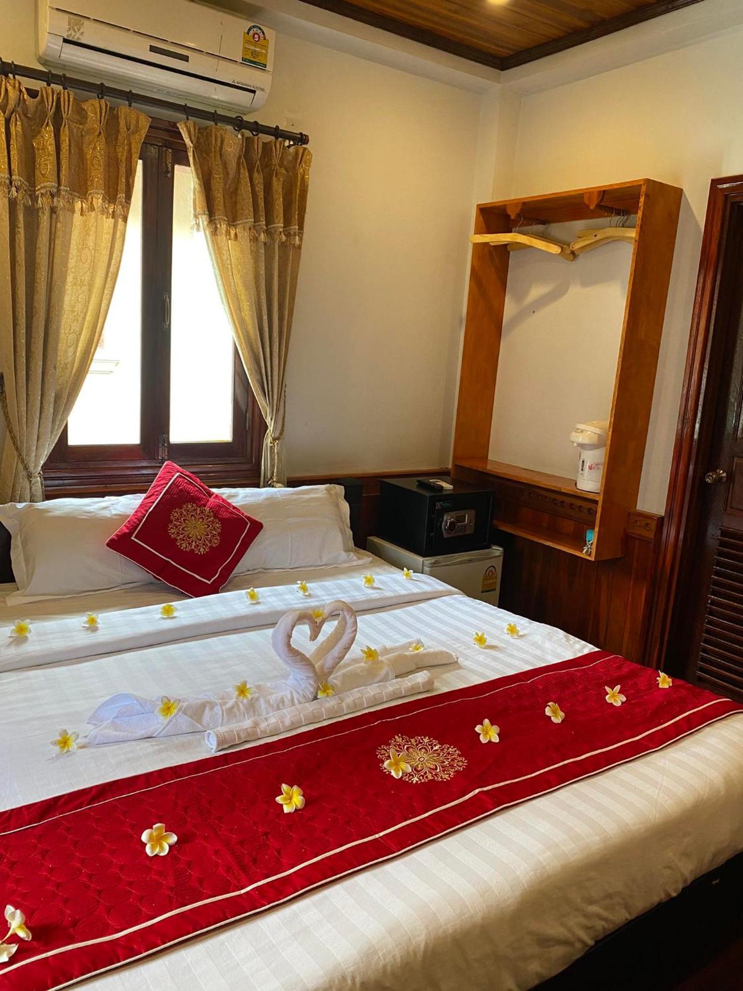 Golden Lotus Boutique Hotel Luang Prabang Bagian luar foto